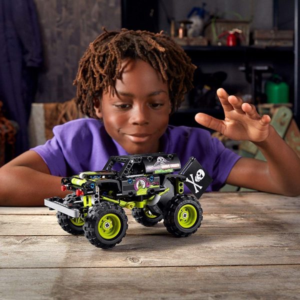 MONSTER JAM® GRAVE DIGGER® - Image 4